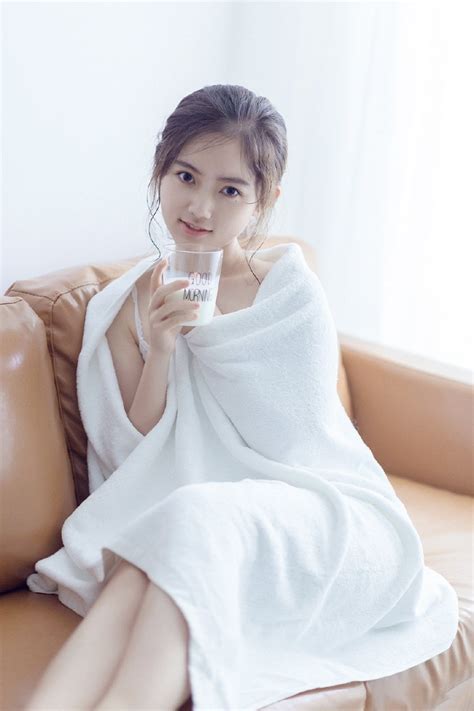 全新长安启源Q05官图，定位小型SUV尺寸增加，电车新选择